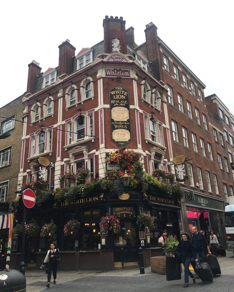 Barrio de las flores en el distrito Covent Garden en Londres